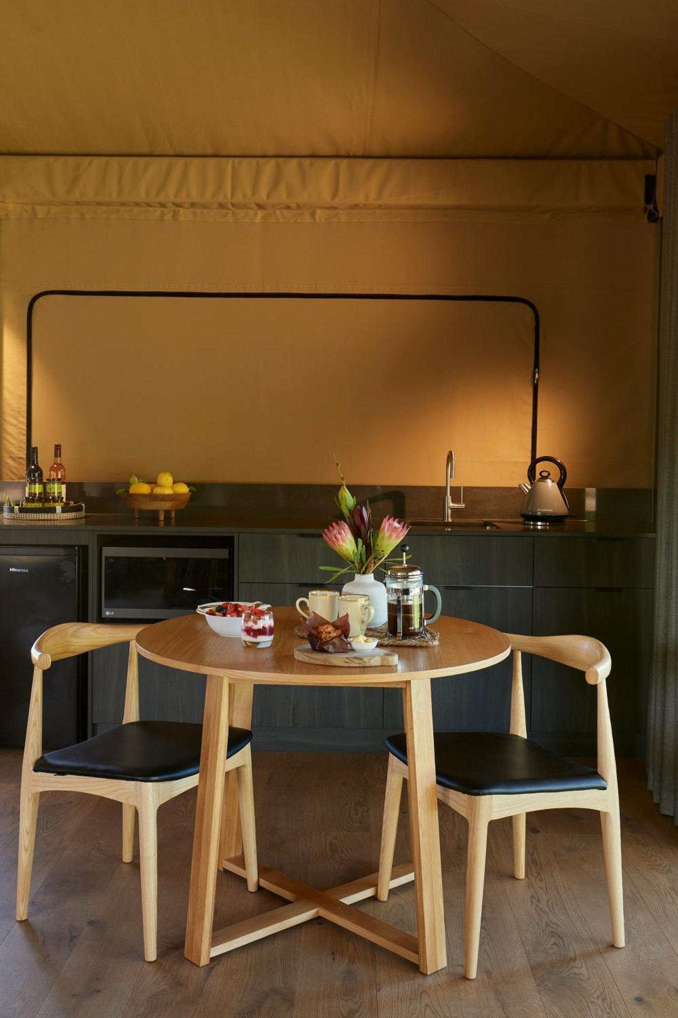 Olio Bello Lakeside Glamping Cowaramup المظهر الخارجي الصورة